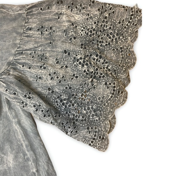 Gimmicks Blouse Acid Wash Drop Shoulder Top Grey Small NWT - Picture 5 of 6
